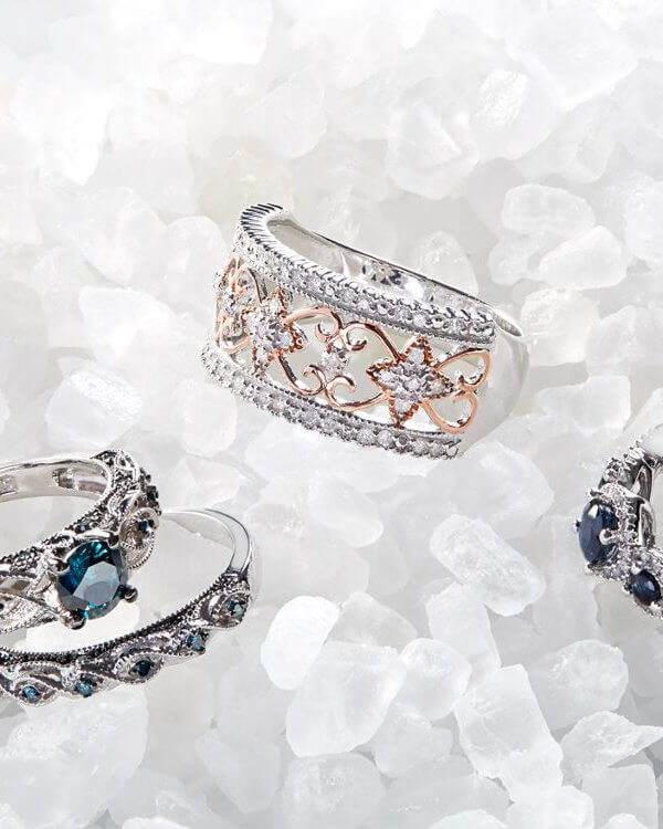 Why-Some-Rings-Discolor-your-Finger-HERO